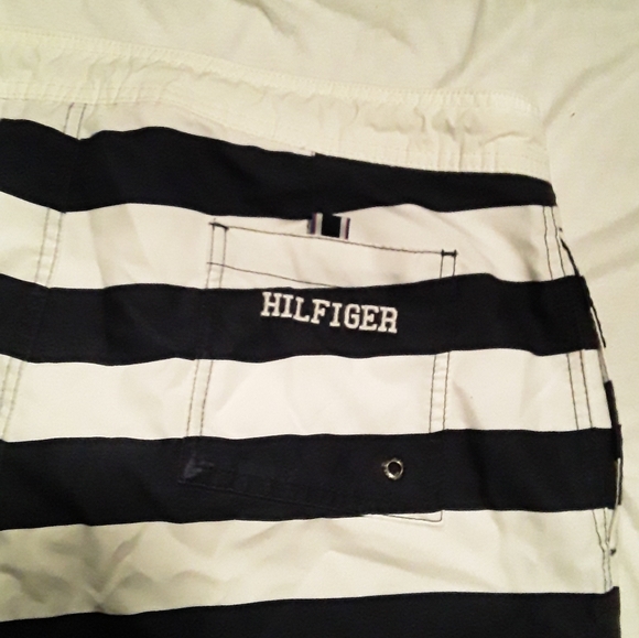 Tommy Hilfiger Unisex Swim Trunk Type Board Shorts - Picture 7 of 16